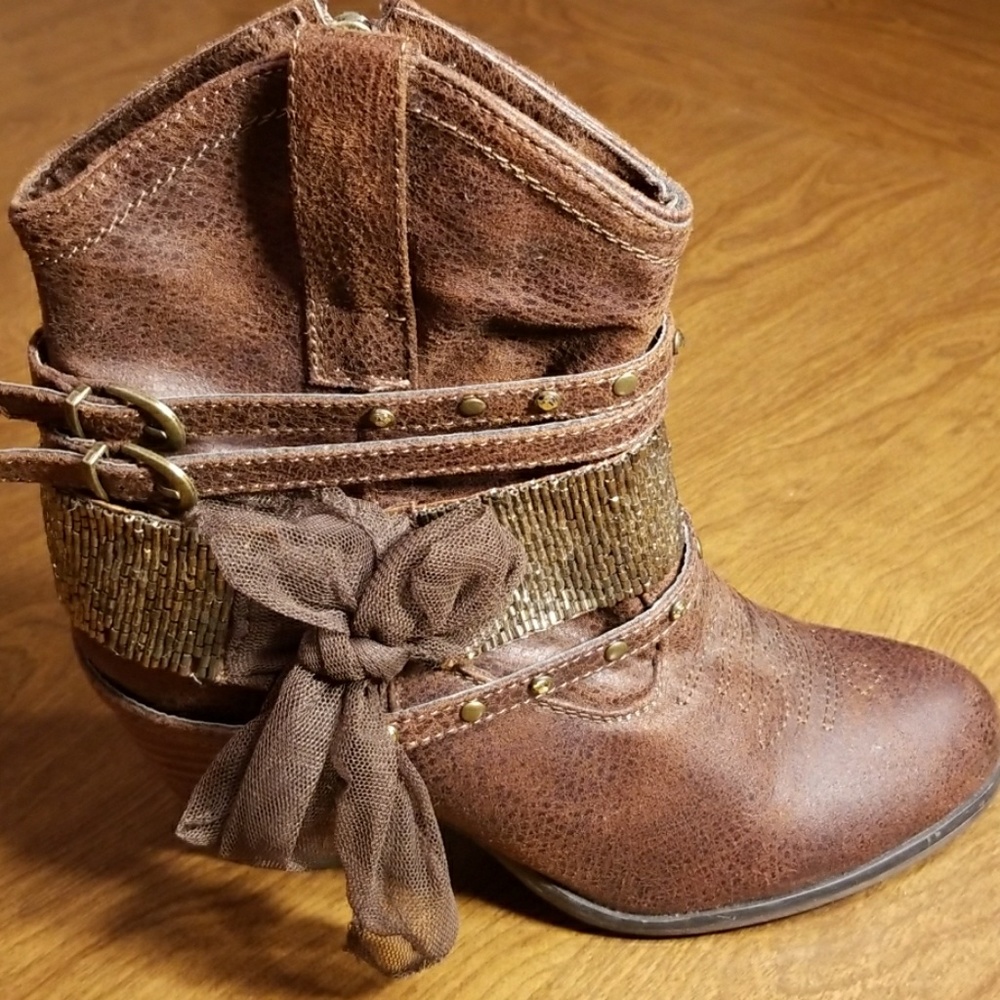 Not Rated boots